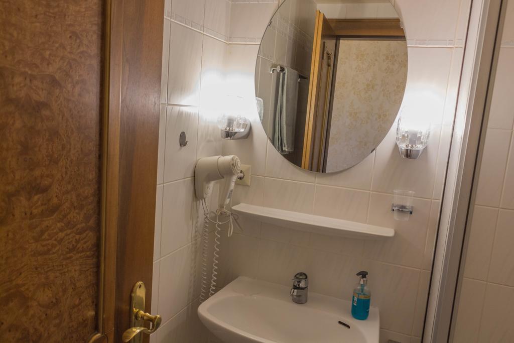 Hotel Five Seasons Fürth Εξωτερικό φωτογραφία